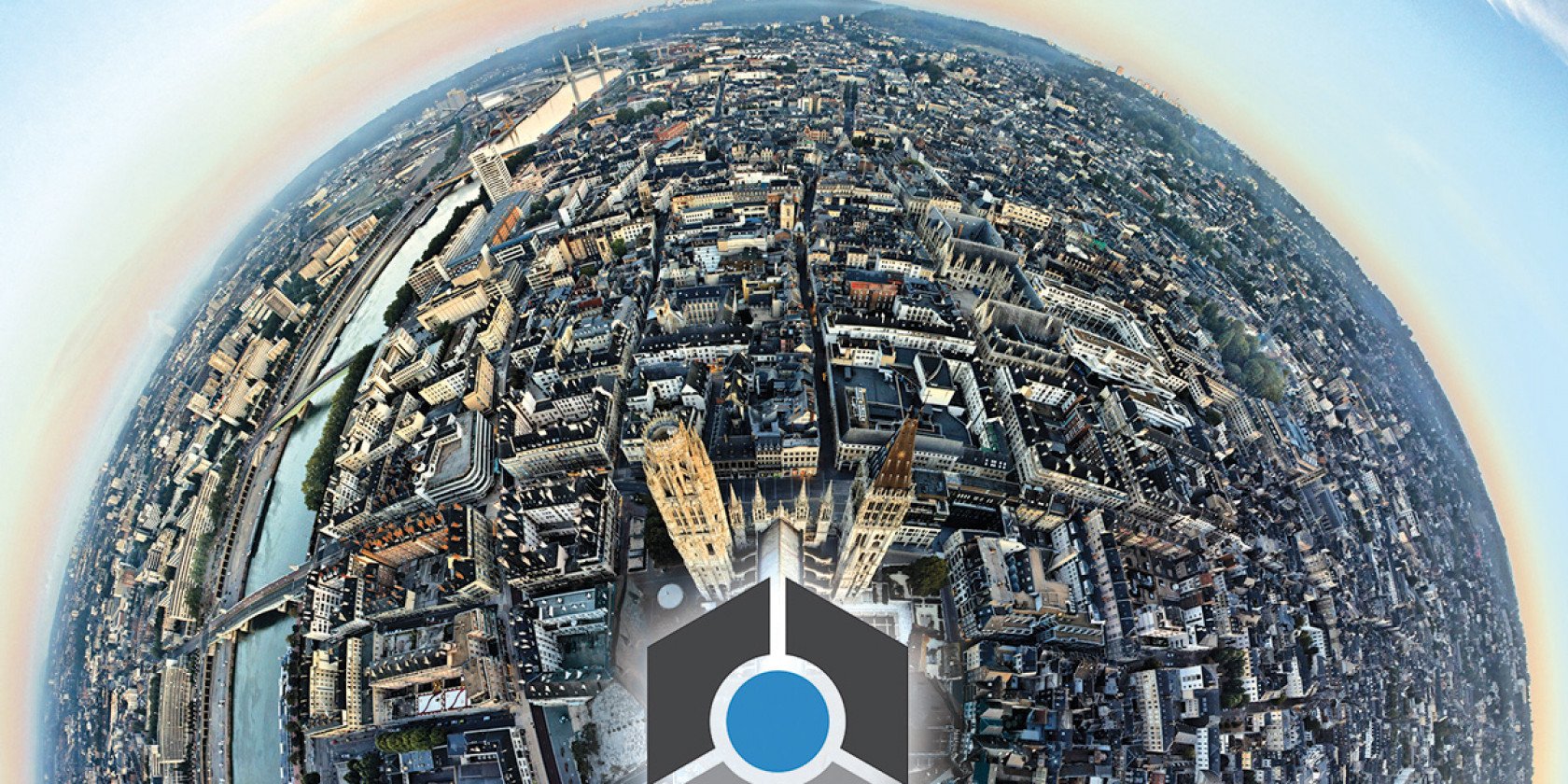 Vue aérienne de Rouen avec le logo d'Atlas Sécurité